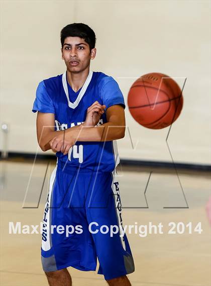 Thumbnail 3 in Los Altos vs St. Francis (CIF CCS D2 Seminfinal) photogallery.