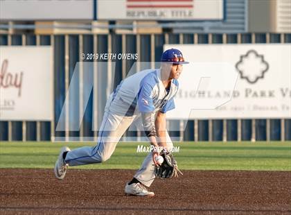 Thumbnail 3 in Hebron vs. Flower Mound Game 1 (UIL 6A Regional Quarterfinal) photogallery.