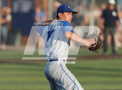 Thumbnail 1 in Hebron vs. Flower Mound Game 1 (UIL 6A Regional Quarterfinal) photogallery.