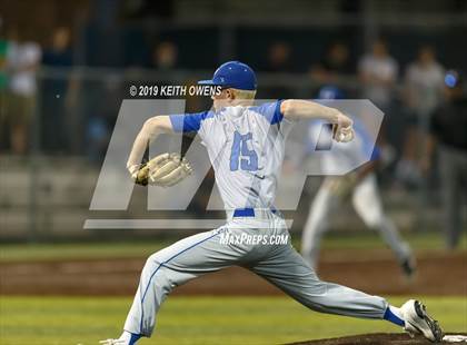 Thumbnail 2 in Hebron vs. Flower Mound Game 1 (UIL 6A Regional Quarterfinal) photogallery.