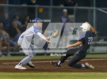 Thumbnail 1 in Hebron vs. Flower Mound Game 1 (UIL 6A Regional Quarterfinal) photogallery.