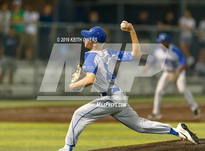 Thumbnail 3 in Hebron vs. Flower Mound Game 1 (UIL 6A Regional Quarterfinal) photogallery.