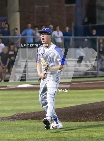 Thumbnail 1 in Hebron vs. Flower Mound Game 1 (UIL 6A Regional Quarterfinal) photogallery.