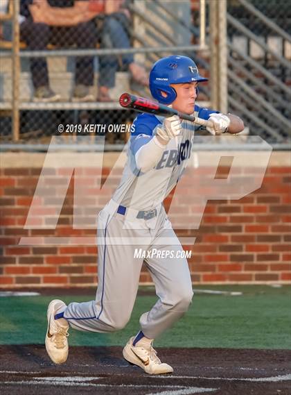 Thumbnail 2 in Hebron vs. Flower Mound Game 1 (UIL 6A Regional Quarterfinal) photogallery.