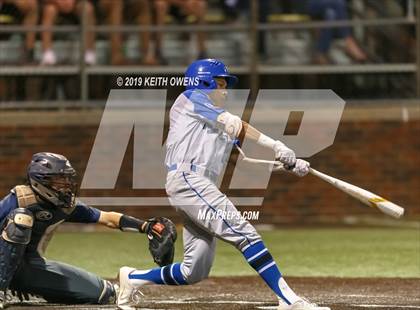 Thumbnail 2 in Hebron vs. Flower Mound Game 1 (UIL 6A Regional Quarterfinal) photogallery.