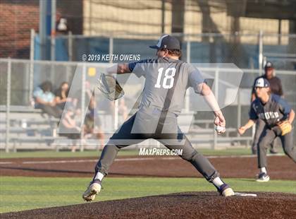Thumbnail 3 in Hebron vs. Flower Mound Game 1 (UIL 6A Regional Quarterfinal) photogallery.
