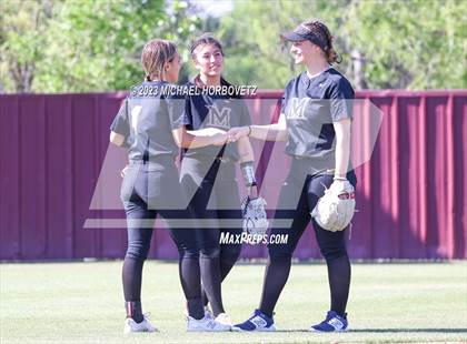 Thumbnail 3 in Memorial @ Heritage photogallery.