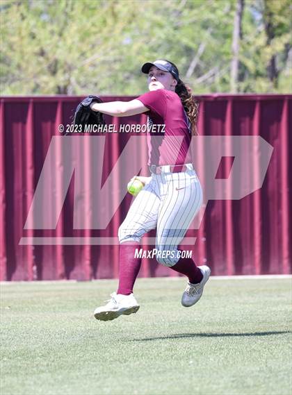 Thumbnail 1 in Memorial @ Heritage photogallery.