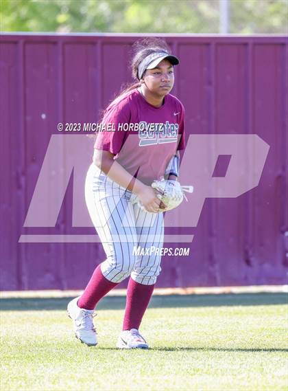 Thumbnail 1 in Memorial @ Heritage photogallery.