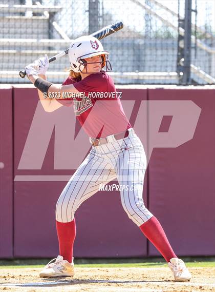 Thumbnail 1 in Memorial @ Heritage photogallery.