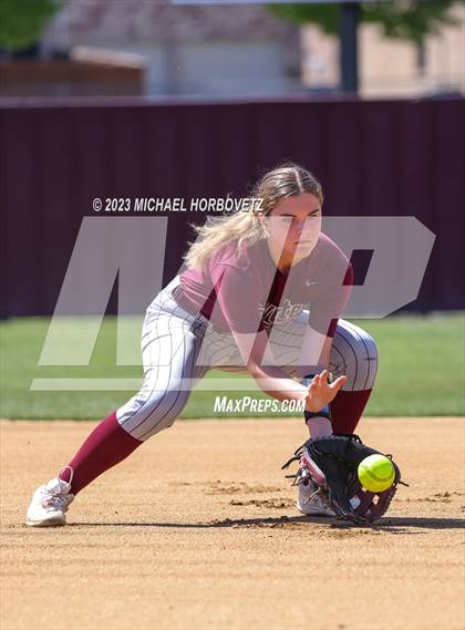 Thumbnail 2 in Memorial @ Heritage photogallery.