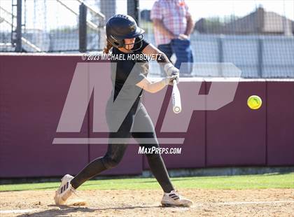 Thumbnail 3 in Memorial @ Heritage photogallery.