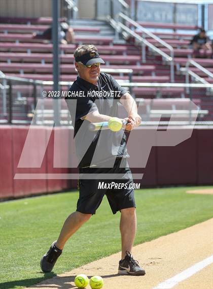 Thumbnail 2 in Memorial @ Heritage photogallery.