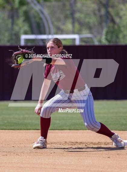 Thumbnail 2 in Memorial @ Heritage photogallery.