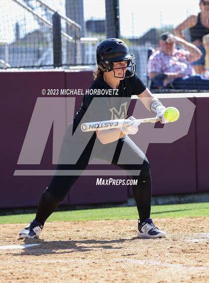 Thumbnail 1 in Memorial @ Heritage photogallery.