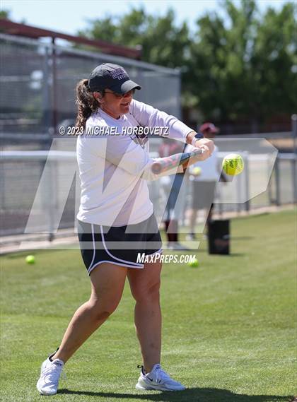 Thumbnail 1 in Memorial @ Heritage photogallery.