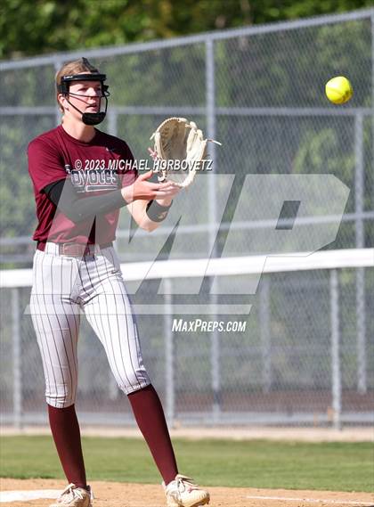 Thumbnail 1 in Memorial @ Heritage photogallery.