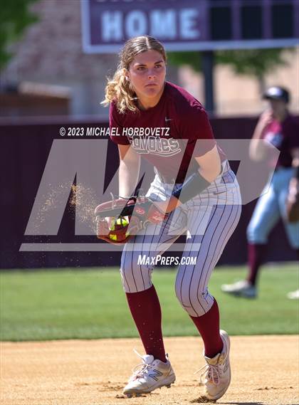 Thumbnail 1 in Memorial @ Heritage photogallery.