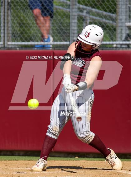 Thumbnail 1 in Memorial @ Heritage photogallery.