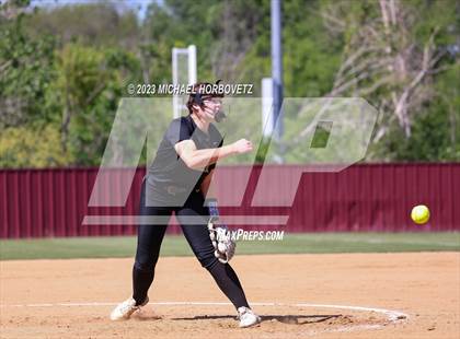 Thumbnail 1 in Memorial @ Heritage photogallery.