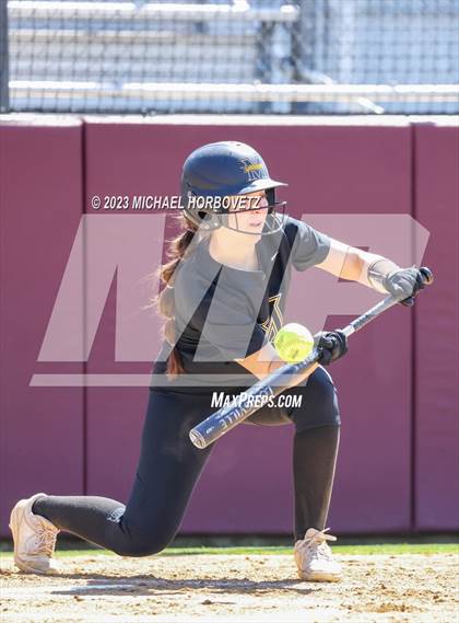 Thumbnail 1 in Memorial @ Heritage photogallery.