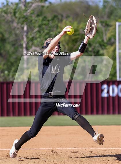 Thumbnail 2 in Memorial @ Heritage photogallery.