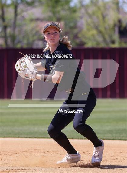 Thumbnail 2 in Memorial @ Heritage photogallery.