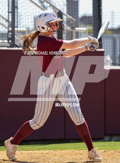 Thumbnail 1 in Memorial @ Heritage photogallery.