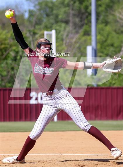 Thumbnail 2 in Memorial @ Heritage photogallery.