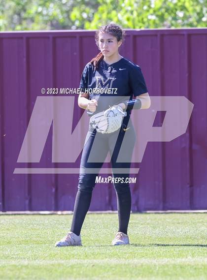 Thumbnail 3 in Memorial @ Heritage photogallery.