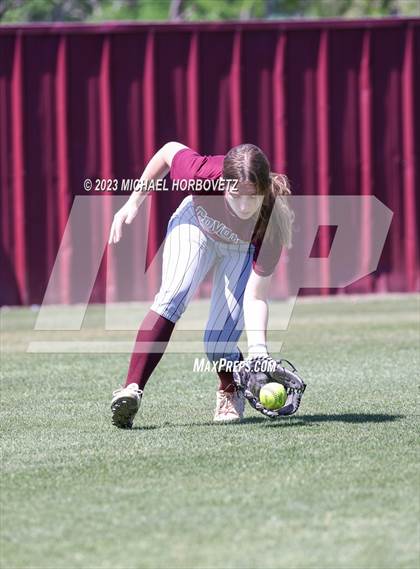 Thumbnail 3 in Memorial @ Heritage photogallery.