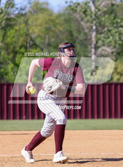 Thumbnail 1 in Memorial @ Heritage photogallery.