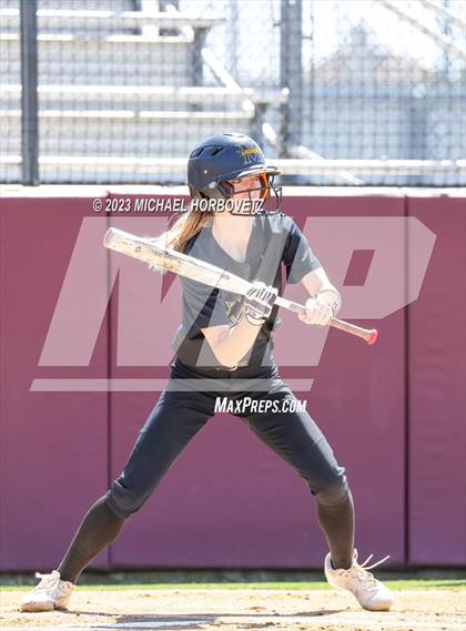 Thumbnail 2 in Memorial @ Heritage photogallery.