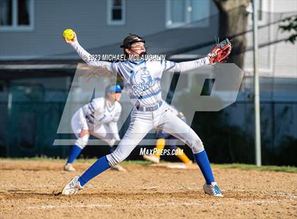 Thumbnail 3 in Massapequa @ Calhoun photogallery.