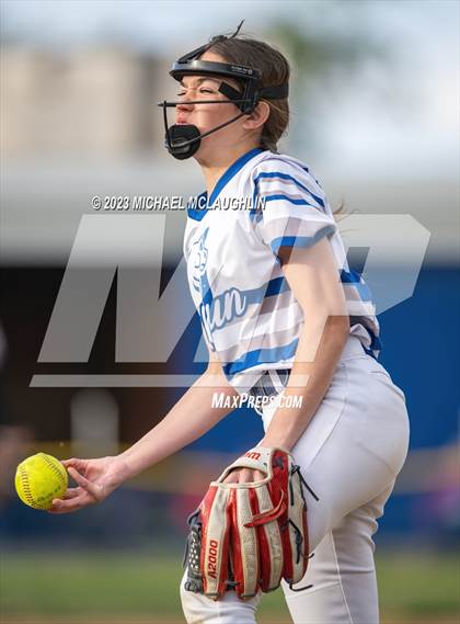 Thumbnail 3 in Massapequa @ Calhoun photogallery.