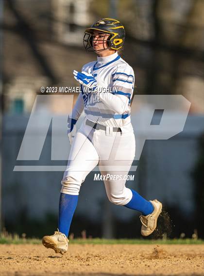 Thumbnail 3 in Massapequa @ Calhoun photogallery.