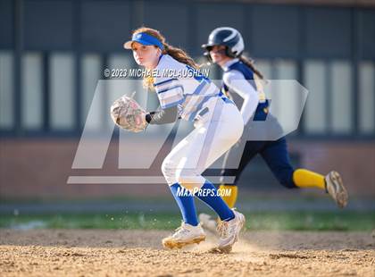 Thumbnail 1 in Massapequa @ Calhoun photogallery.