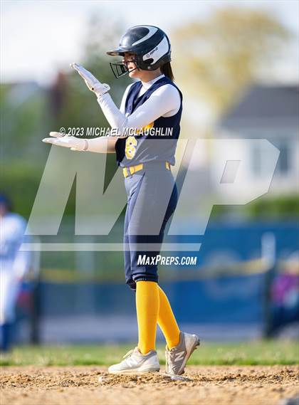 Thumbnail 1 in Massapequa @ Calhoun photogallery.