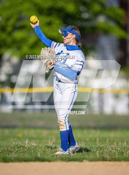 Thumbnail 3 in Massapequa @ Calhoun photogallery.