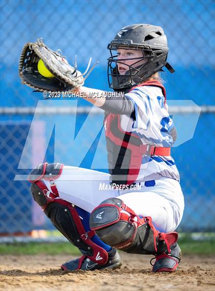Thumbnail 2 in Massapequa @ Calhoun photogallery.