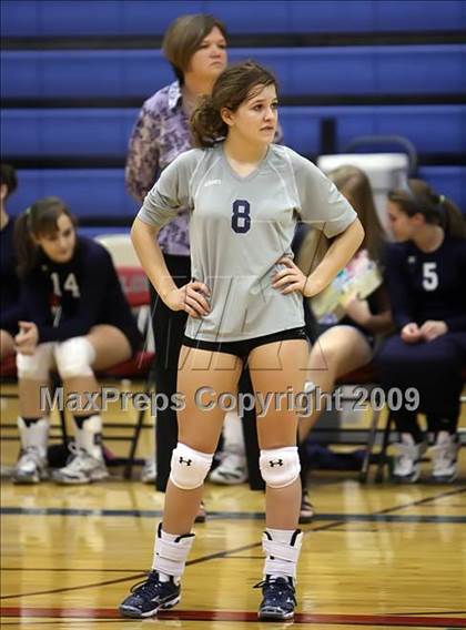 Thumbnail 1 in McCallum vs. Hendrickson (4A Region IV - Bi-District) photogallery.