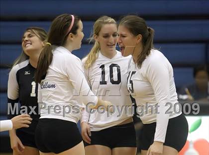 Thumbnail 1 in McCallum vs. Hendrickson (4A Region IV - Bi-District) photogallery.
