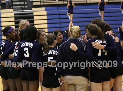 Thumbnail 3 in McCallum vs. Hendrickson (4A Region IV - Bi-District) photogallery.