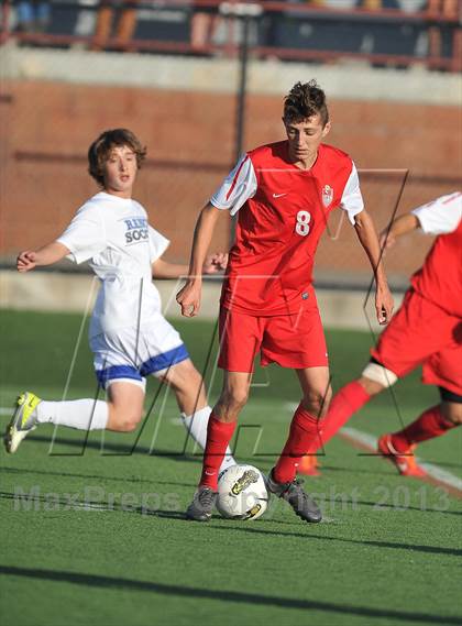 Thumbnail 1 in Highlands Ranch vs. Denver East (CHSAA 5A First Round) photogallery.