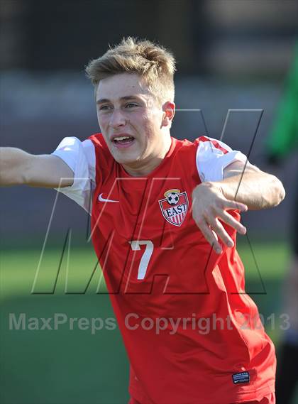 Thumbnail 1 in Highlands Ranch vs. Denver East (CHSAA 5A First Round) photogallery.