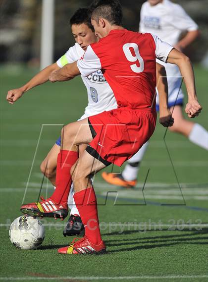 Thumbnail 1 in Highlands Ranch vs. Denver East (CHSAA 5A First Round) photogallery.