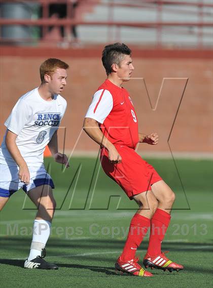 Thumbnail 2 in Highlands Ranch vs. Denver East (CHSAA 5A First Round) photogallery.