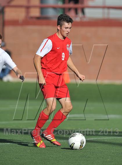 Thumbnail 1 in Highlands Ranch vs. Denver East (CHSAA 5A First Round) photogallery.
