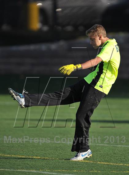 Thumbnail 3 in Highlands Ranch vs. Denver East (CHSAA 5A First Round) photogallery.