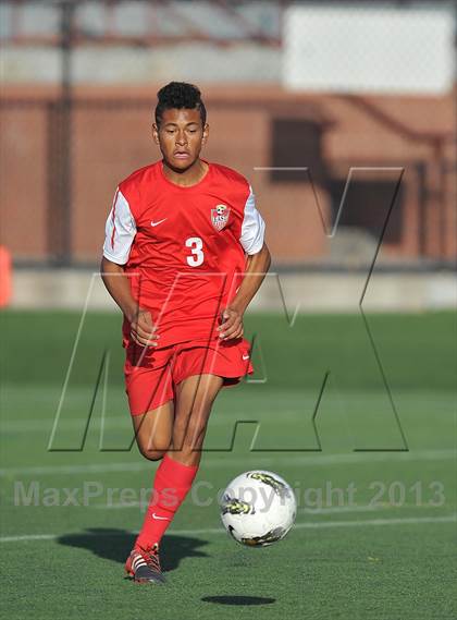 Thumbnail 3 in Highlands Ranch vs. Denver East (CHSAA 5A First Round) photogallery.